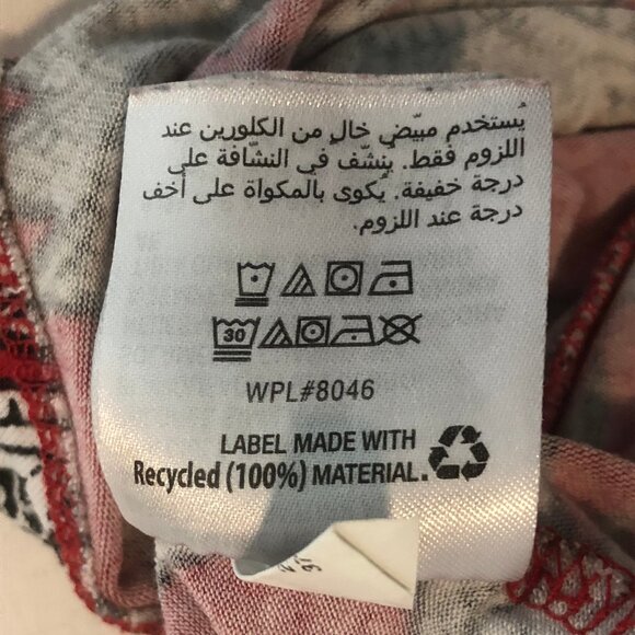 🌹 Vintage JM Collection Red Floral Top – Statement Piece with WPL Tag - Picture 12 of 13